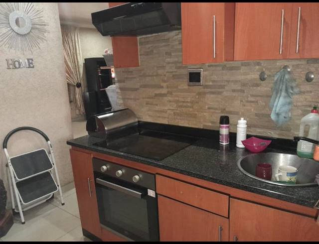 3 BEDROOM HOUSE FOR SALE IN LOTUS GARDENS